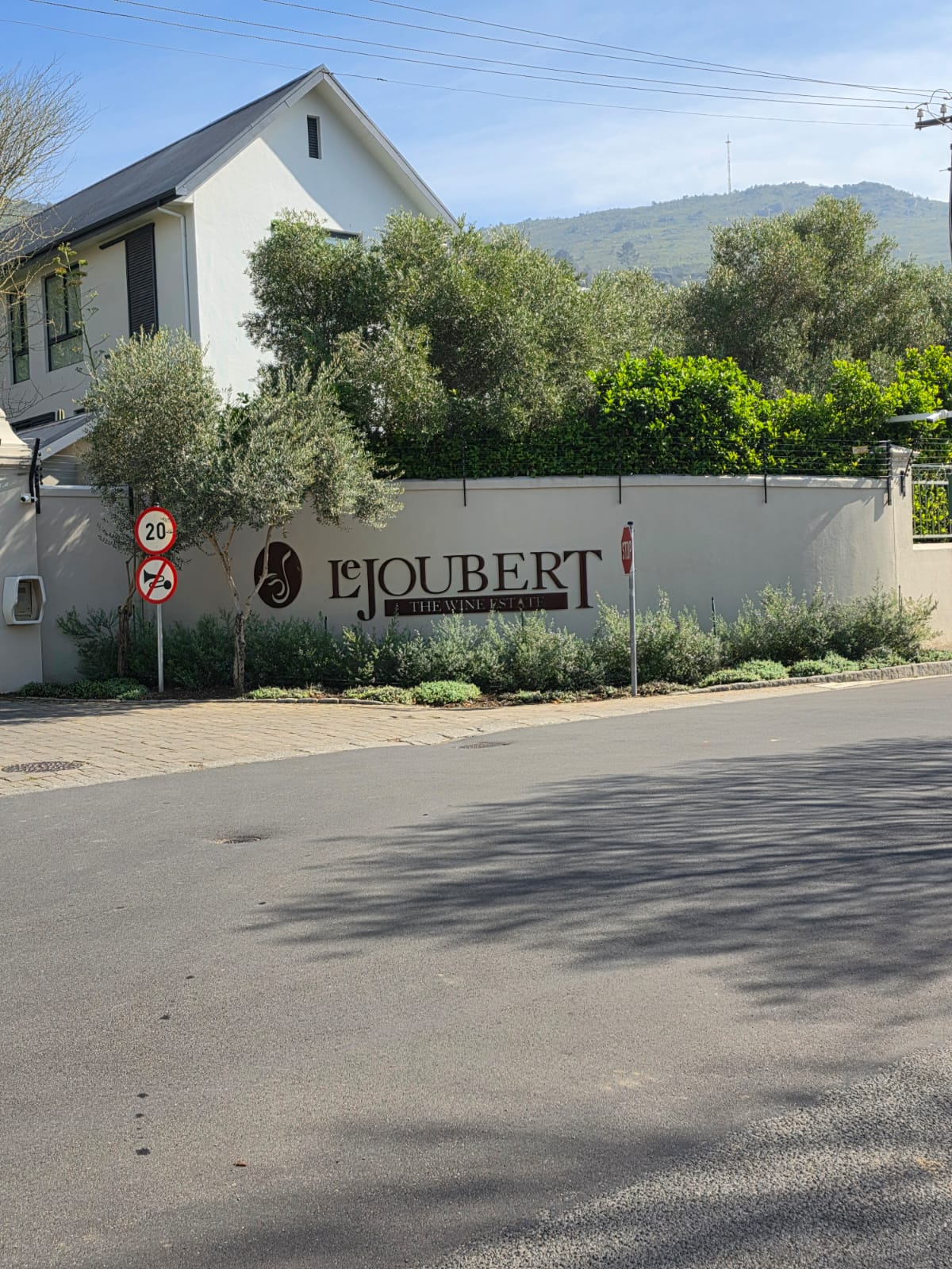 Le Joubert Estate - Merle's Garden service Paarl